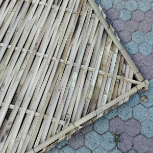 canne di bambu' splittate ad incrocio semplice